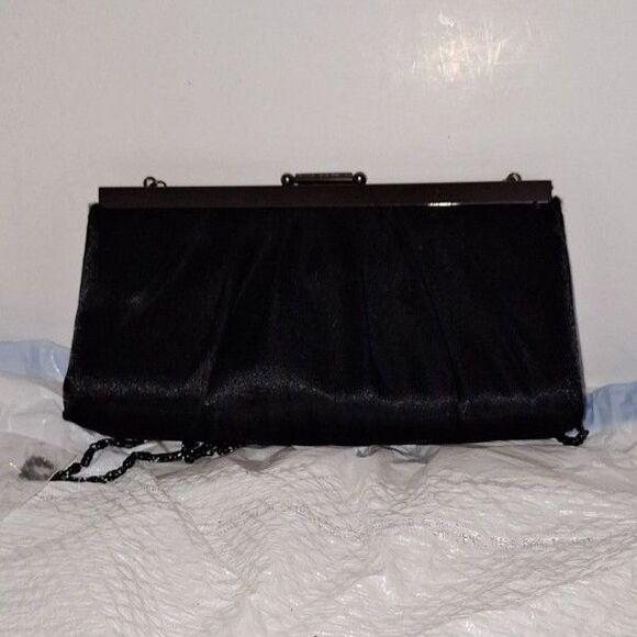 A Jessica McClintock Women's Evening Bag Black Satin Chain Handle Elegant - Picture 1 of 11